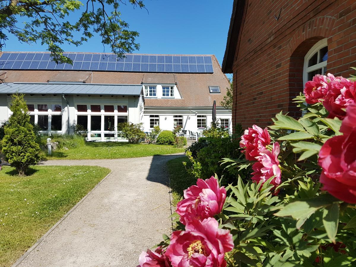 Hotel Alt Wittower Krug Wiek auf Rügen Exteriör bild
